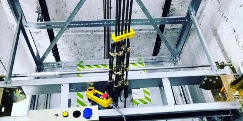 Dilovası Makine İhtisas OSB İnsan Asansörü 
