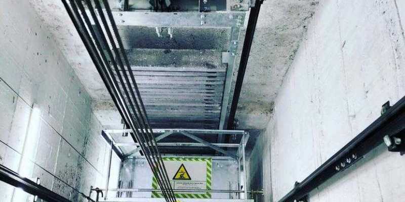 Dilovası Makine İhtisas OSB İnsan Asansörü 
